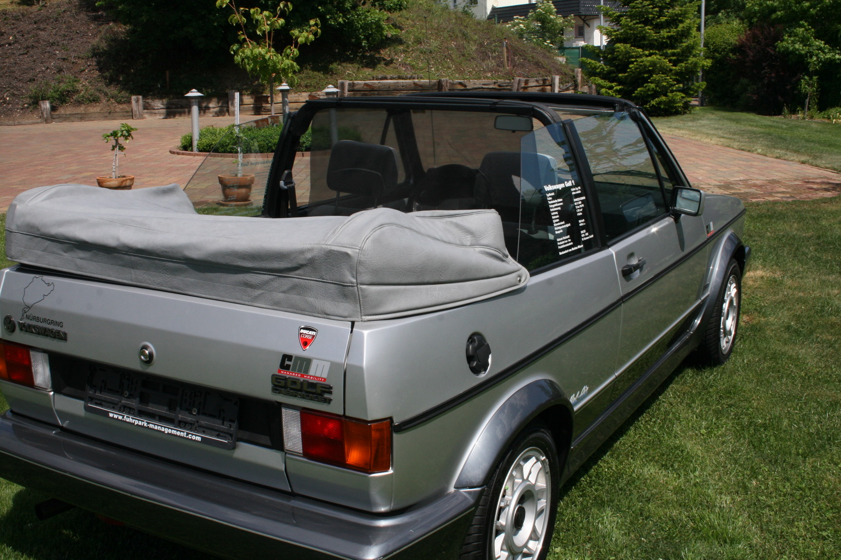 
								Golf 1 Cabrio Bel Air full									