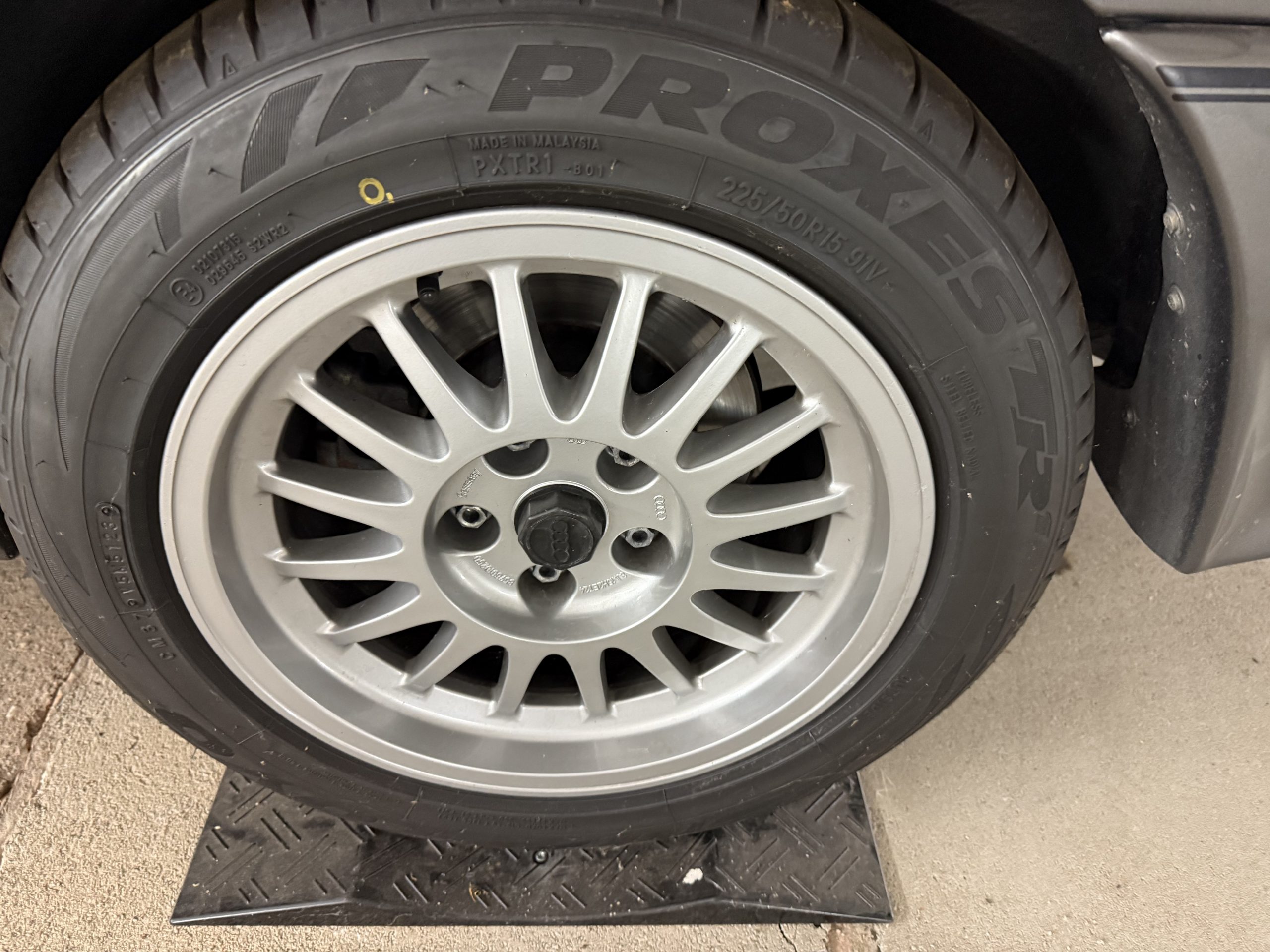 
								Audi Quattro 20V RR-Motor 100 Stück wurden gebaut full									