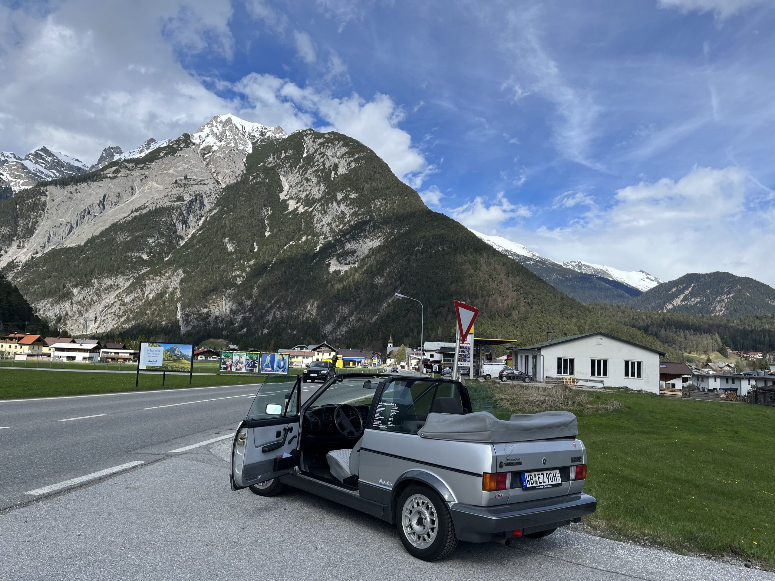 
								Golf 1 Cabrio Bel Air full									