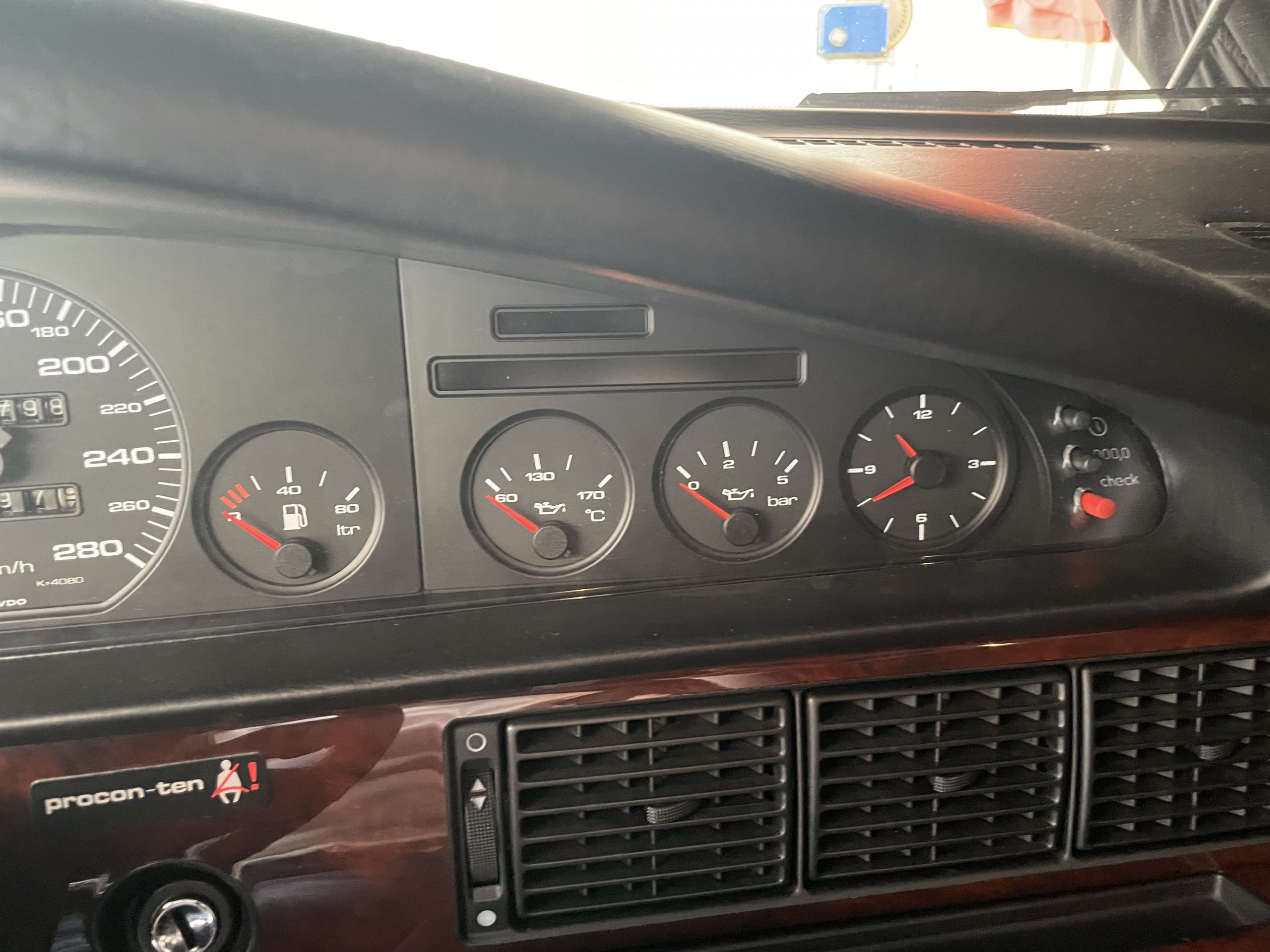 
								Audi V8 D1 4,2 quattro Exclusive “Ferdinand” full									