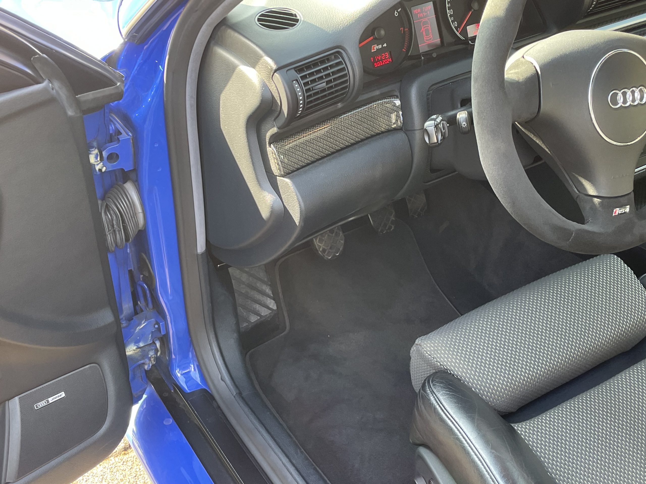 
								Audi RS 4 B5 Avant full									