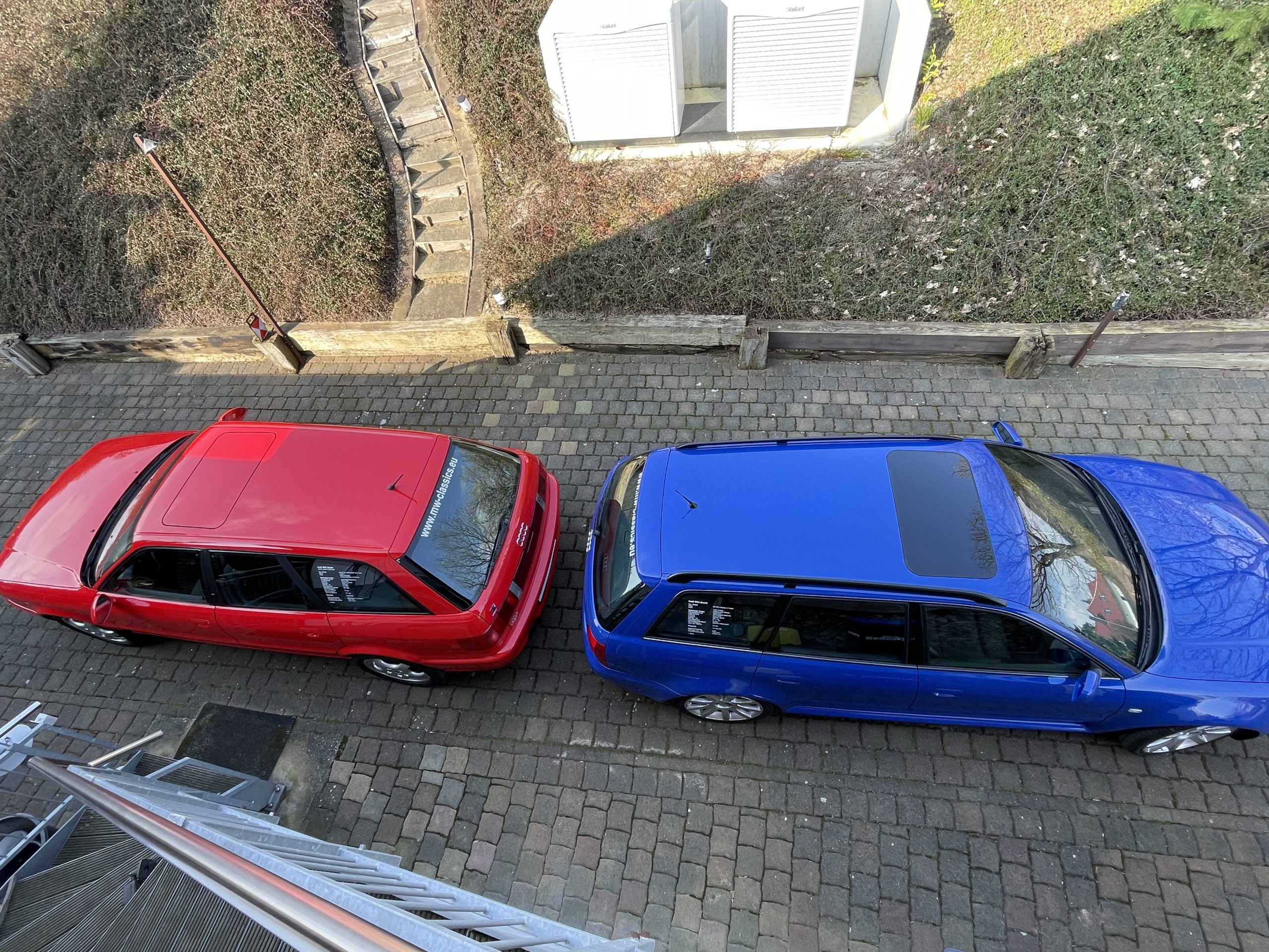 
								Audi RS 4 B5 Avant full									