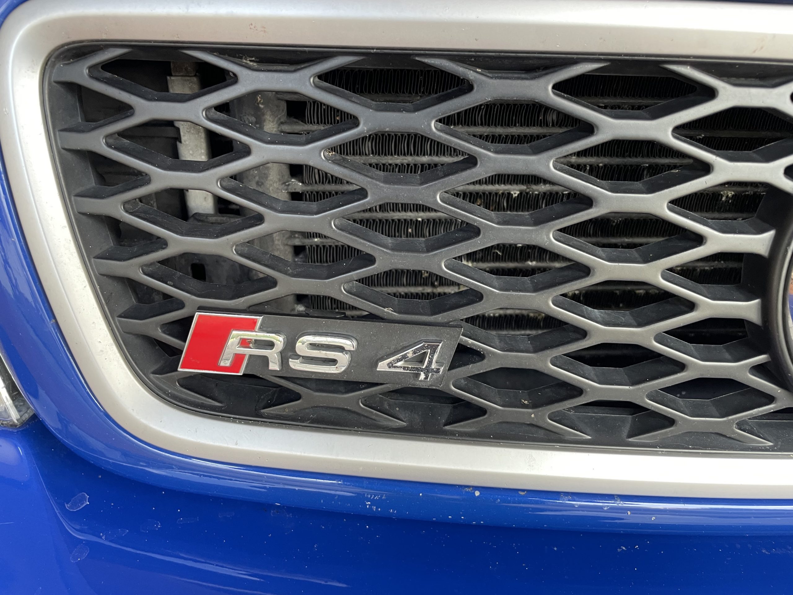 
								Audi RS 4 B5 Avant full									