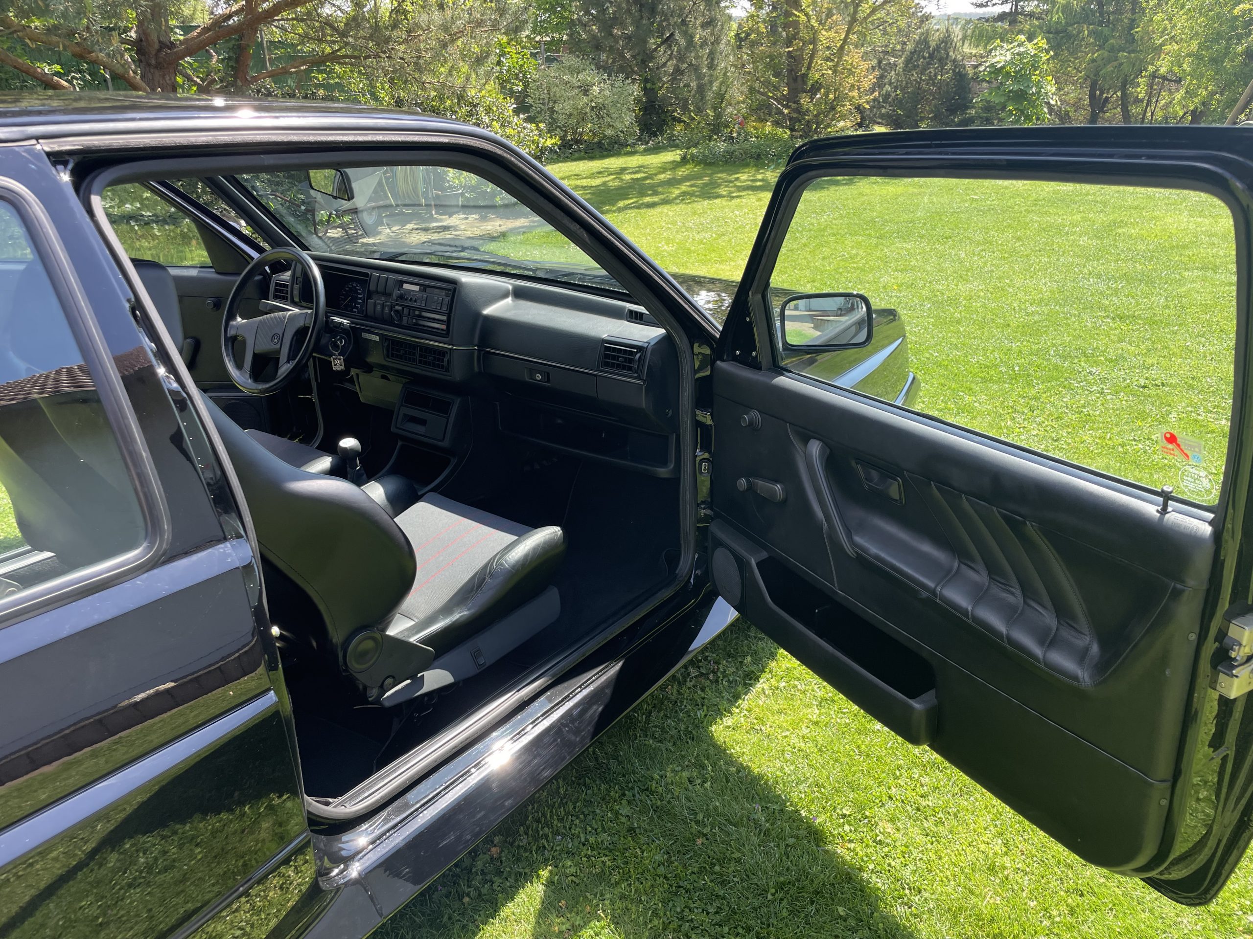 
								Rallye Golf G60 full									