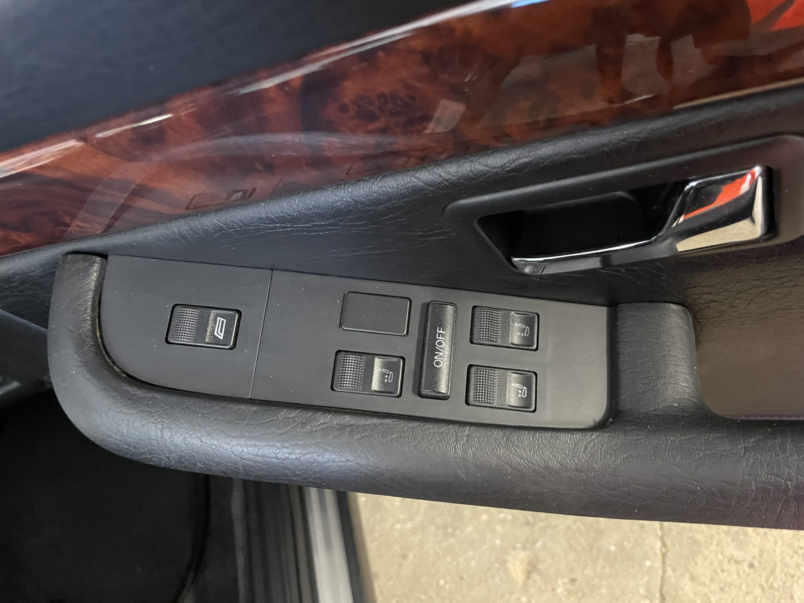 
								Audi V8 D1 4,2 quattro Exclusive “Ferdinand” full									