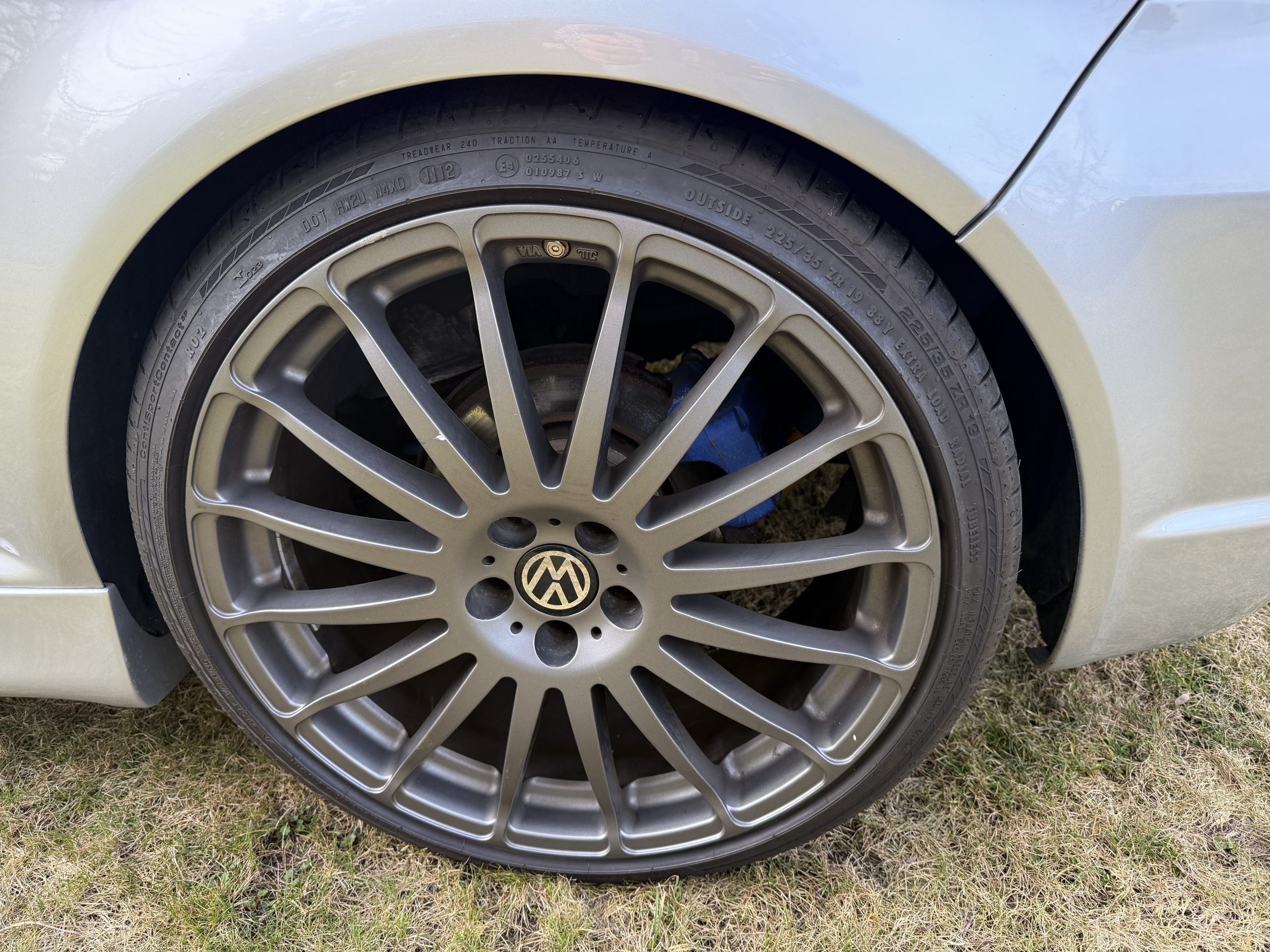 
								Golf R 32 full									
