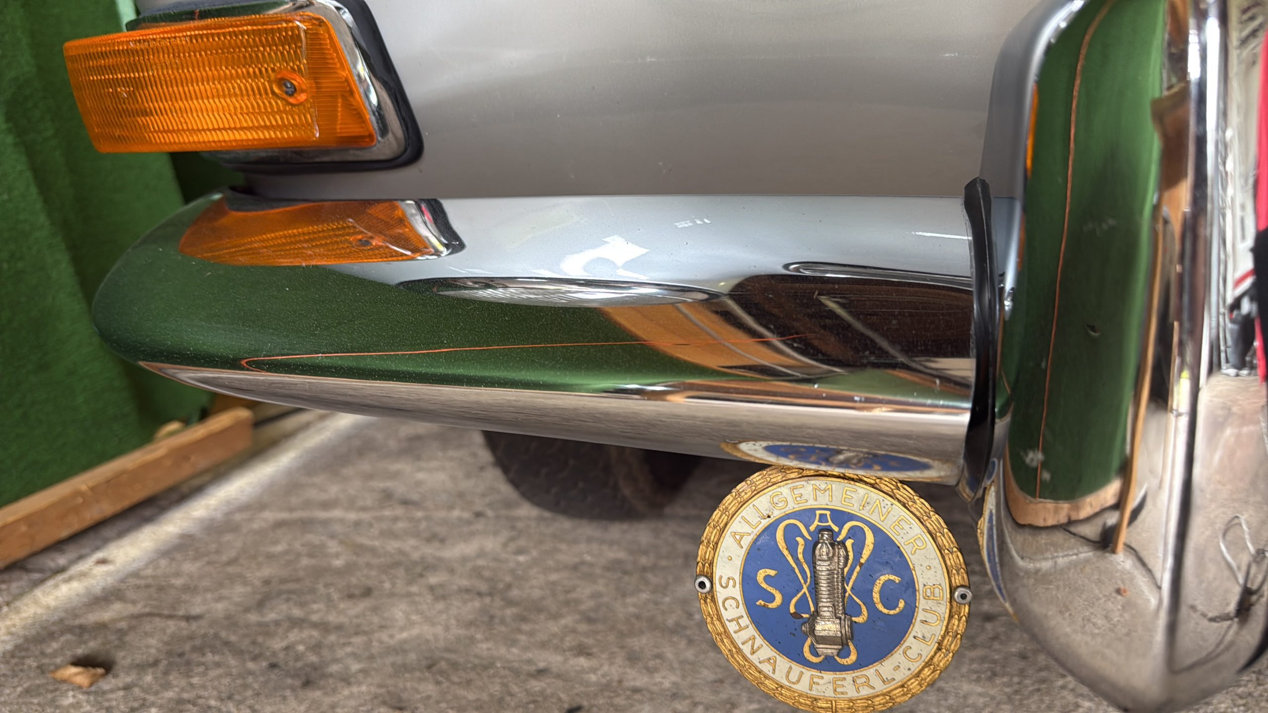 
								Karmann Ghia Cabrio full									