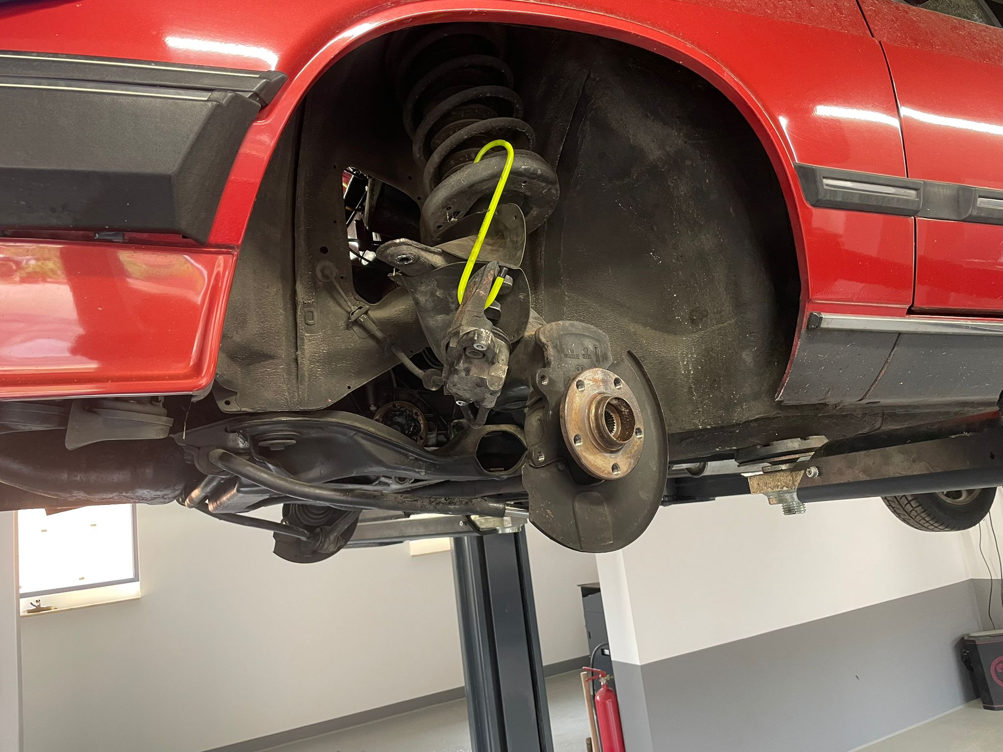 
								Audi 200 C2 Typ 43 full									