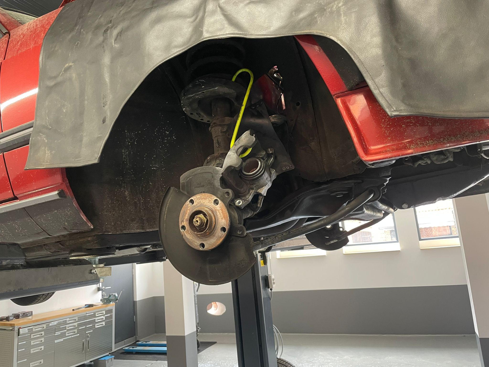 
								Audi 200 C2 Typ 43 full									