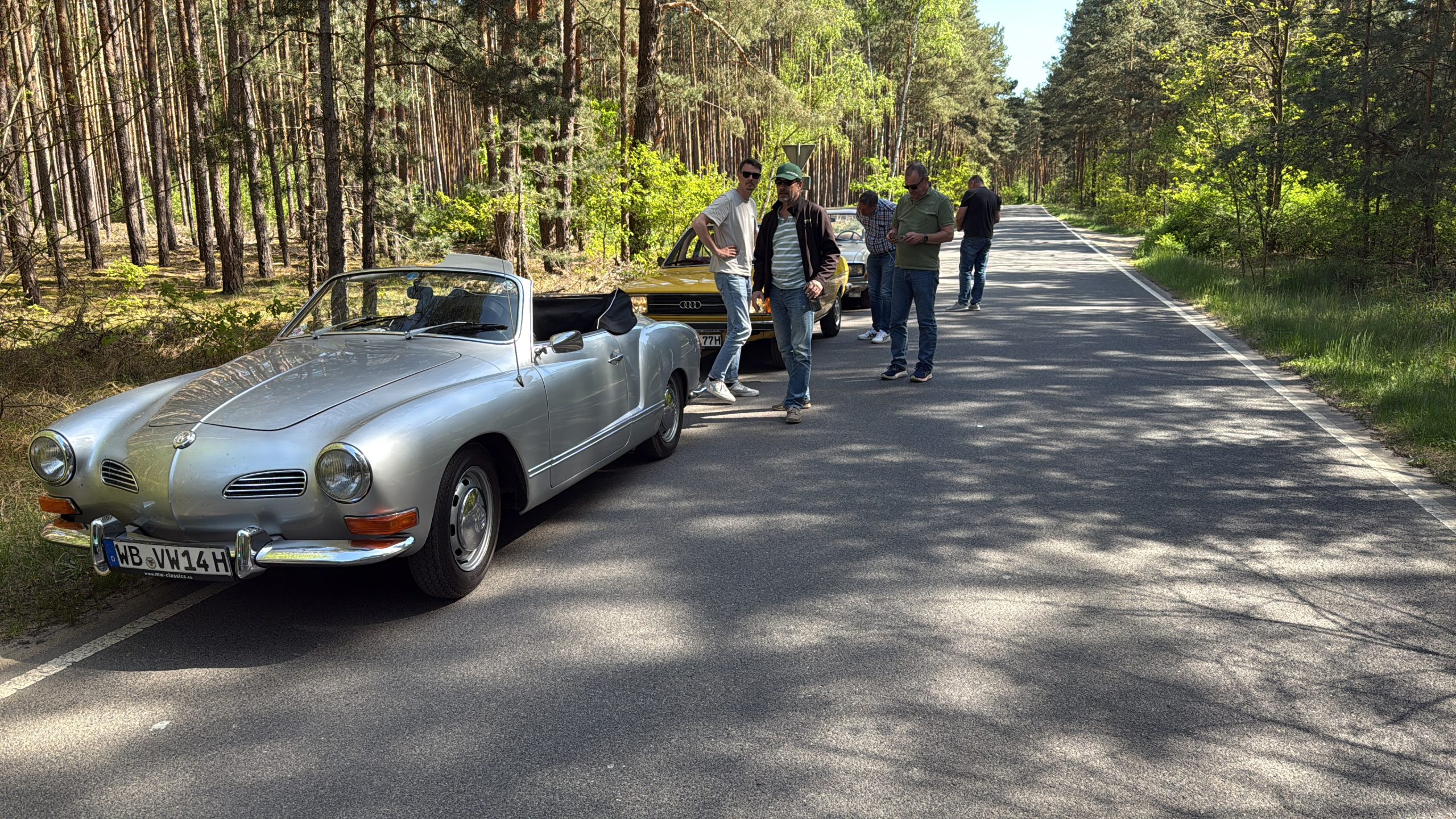 
								Karmann Ghia Cabrio full									