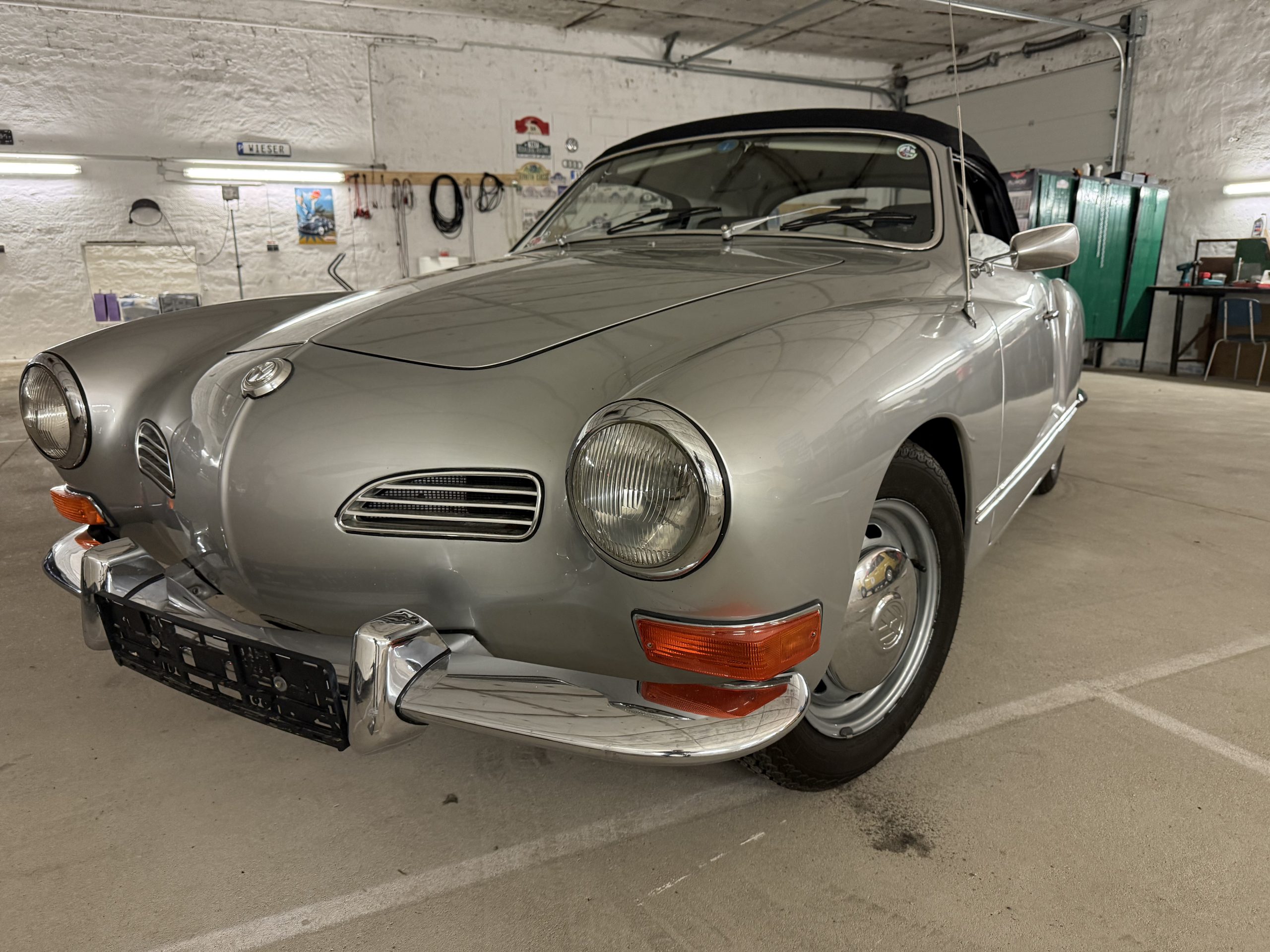 
								Karmann Ghia Cabrio full									