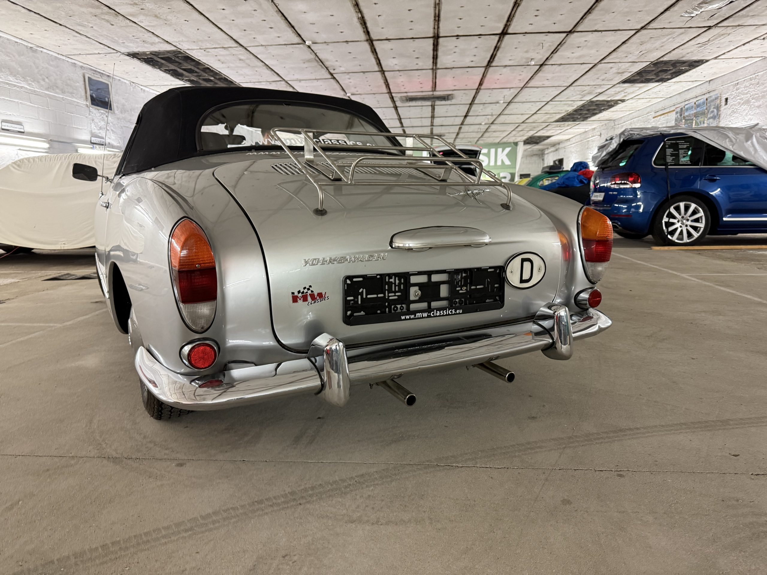 
								Karmann Ghia Cabrio full									