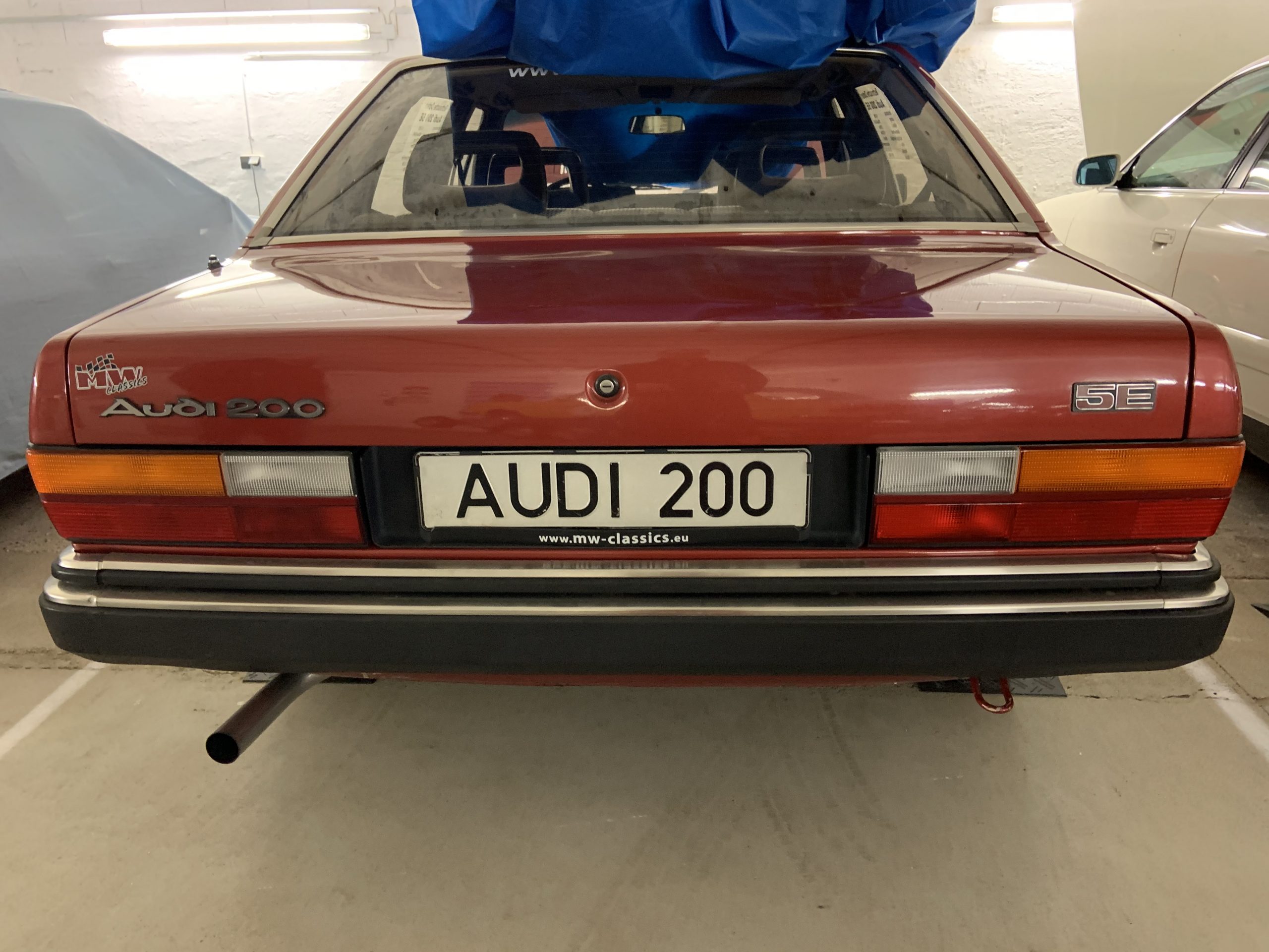 
								Audi 200 C2 Typ 43 full									