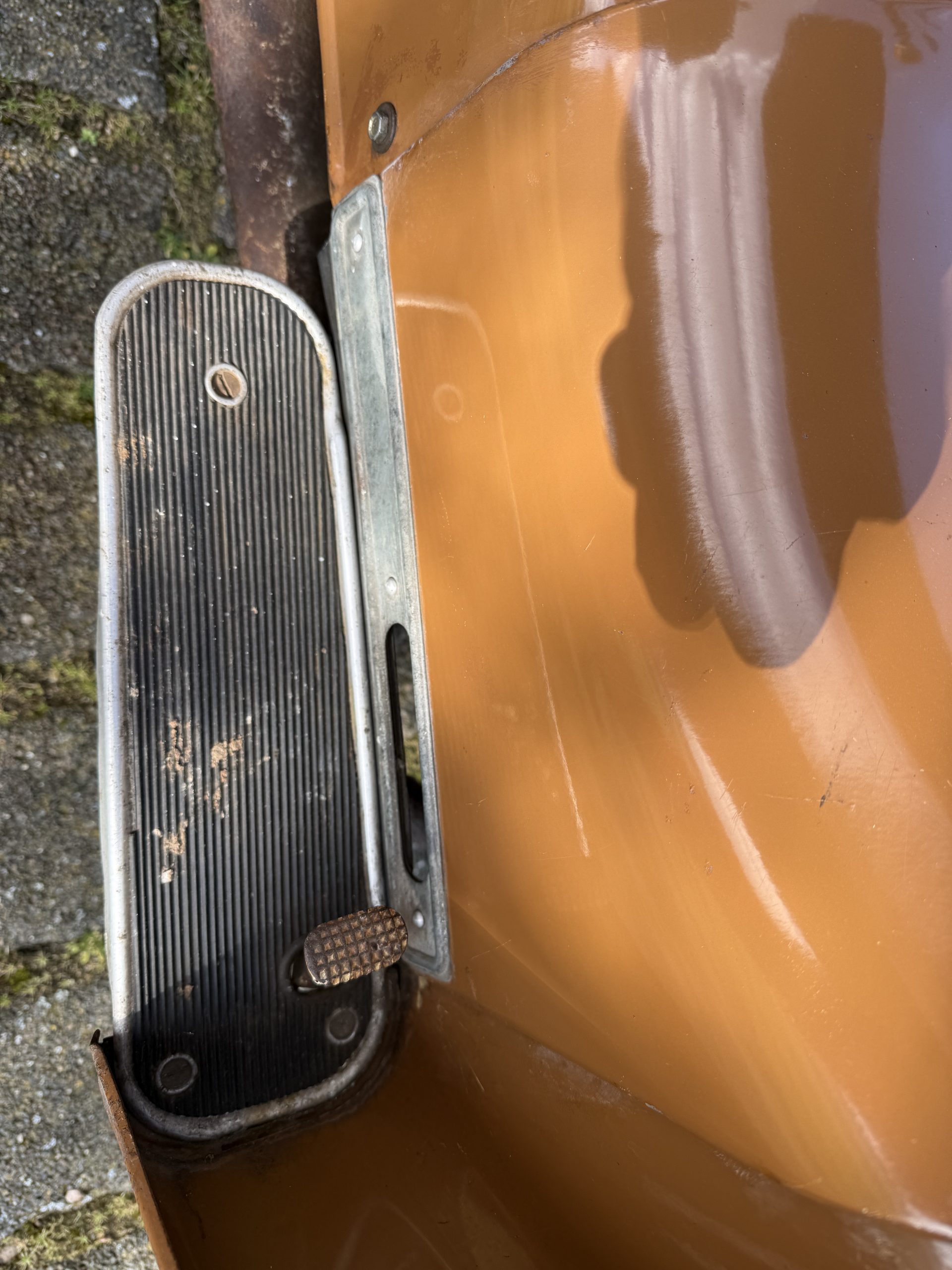 
								Schwalbe full									