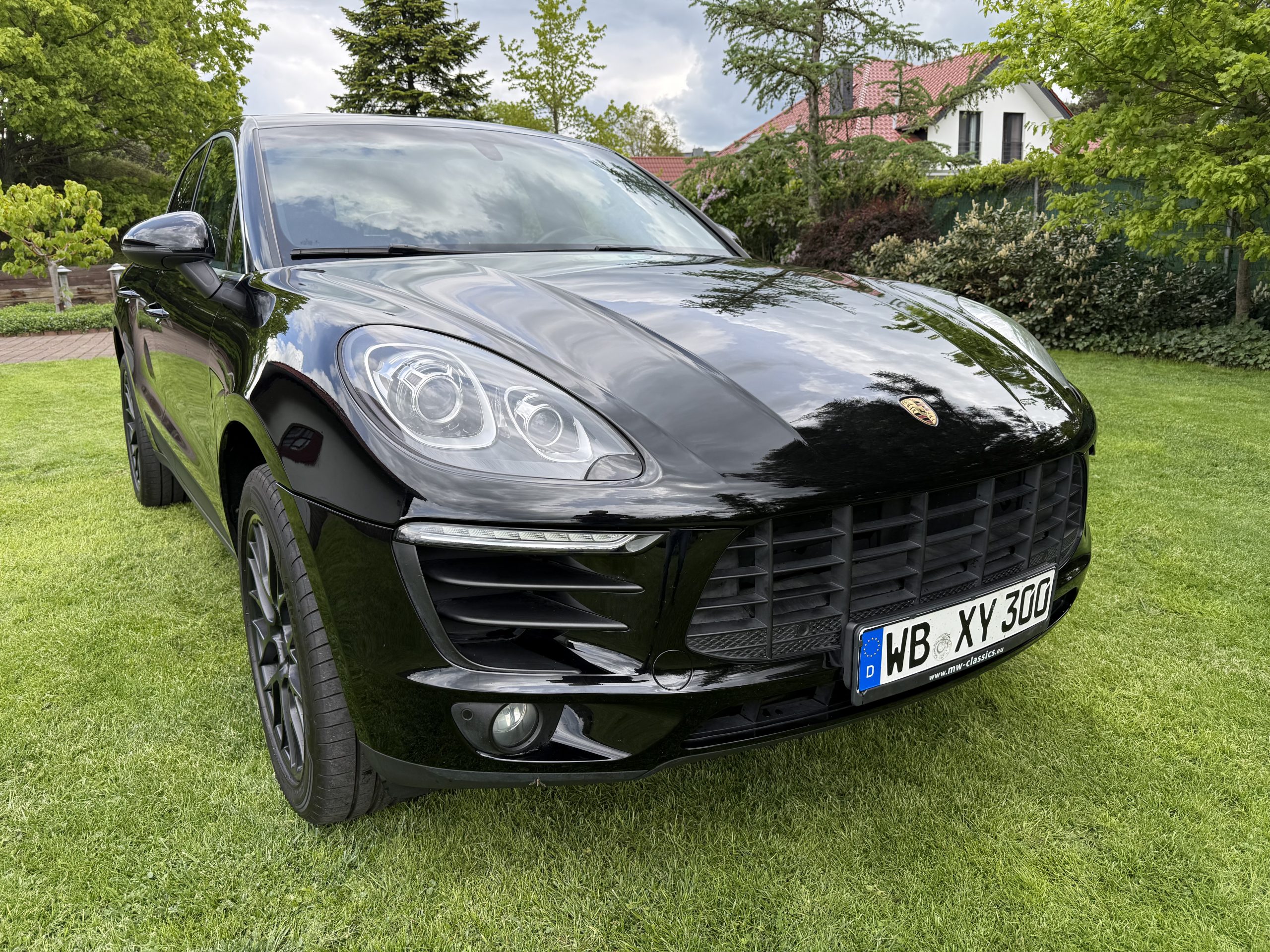 
								Porsche Macan S full									